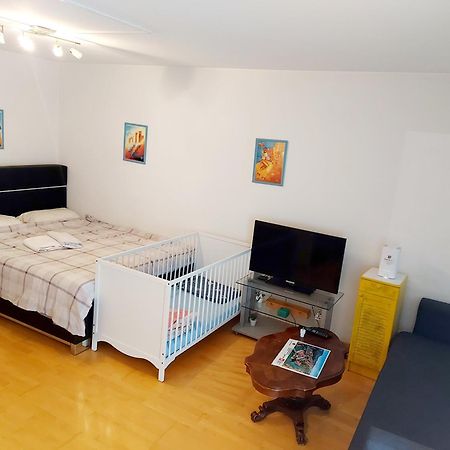 Large Apartment Bern City Centre Экстерьер фото